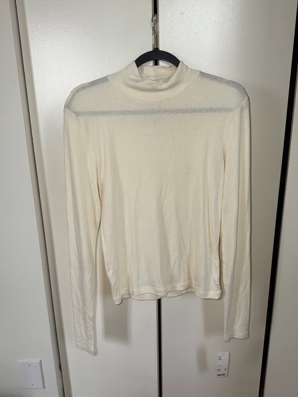 Urban Outfitters BDG Women’s Cream Long-Sleeve Mock Neck Top